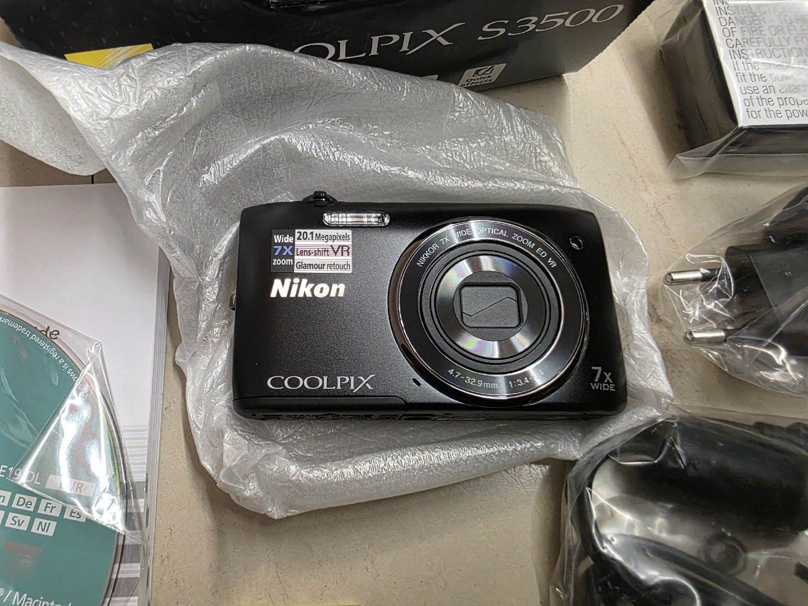 Nikon Fotocamera: Nikon Coolpix S3500, neu – Nuovo (secondo la descrizione) da Remetschwil venduto da Schnickian 2