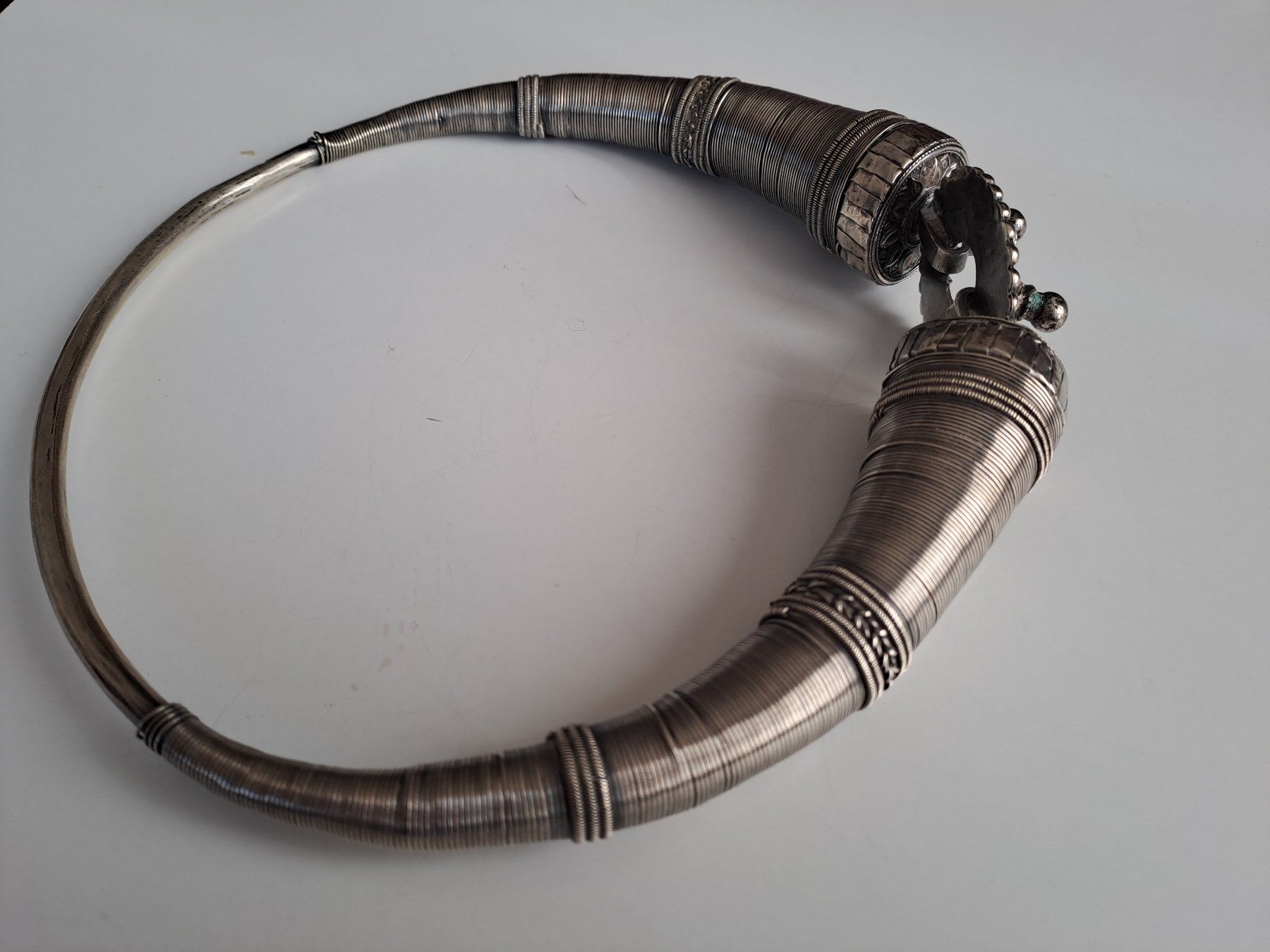 Colliers: COLLIER ARGENT  RAJASTHAN ANCIEN – D'occasion à LAUSANNE par KWEW 3