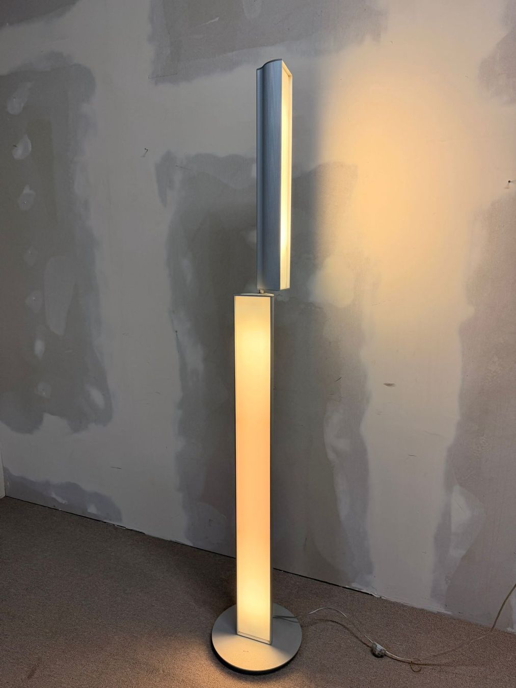 Lampade: Stehlampe Artificia Stilla Modullampe drehbare Lichteffekte – Usato da Rickenbach ZH venduto da Der-Insider
