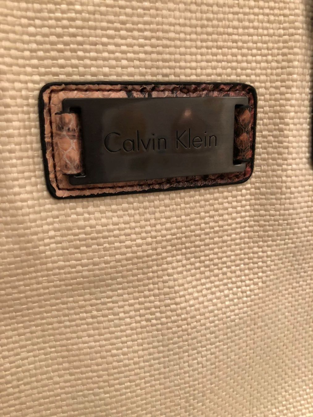 Calvin Klein Borse da donna: Calvin Klein Tasche – Usato da Schwerzenbach venduto da coccanella 1