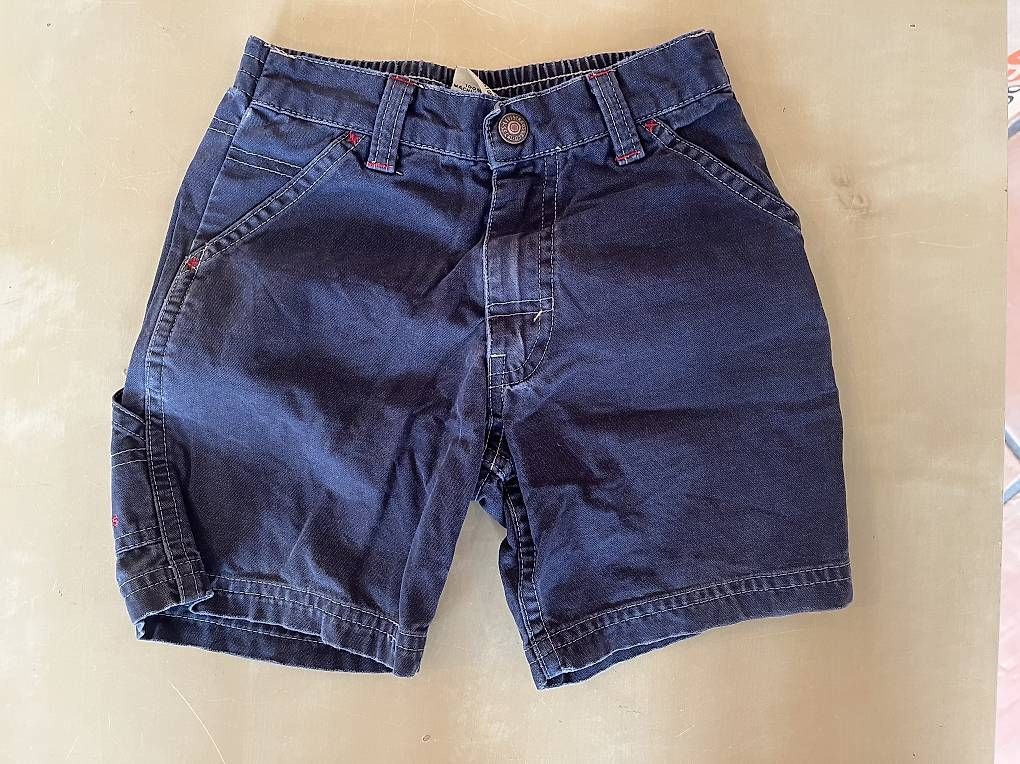 Pantaloni: Levi's kurze Hose 106 – Usato da Zürich venduto da Sina1899