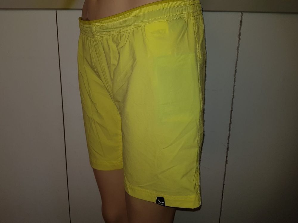 Salewa Hosen: Short  SALEWA  Taille / Grosse 38 CH   Neuf / Neu.... – Neu und originalverpackt aus Cossonay-ville von Super-Price-Quality 2