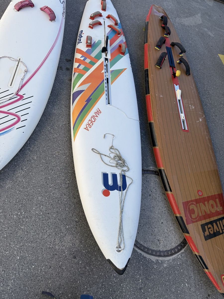 Tavole da surf e di nuoto: Top Windsurf - Surfboard - Surfbrett + Ausrüstung – Usato da Näfels venduto da Meelis 9