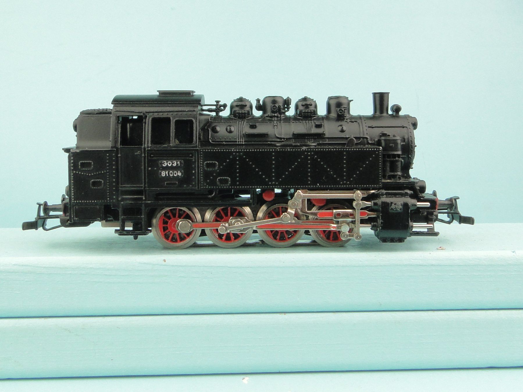 Märklin Modellini di ferrovie: Märklin 3031 BR 81 – Usato da Bülach venduto da cann11 6