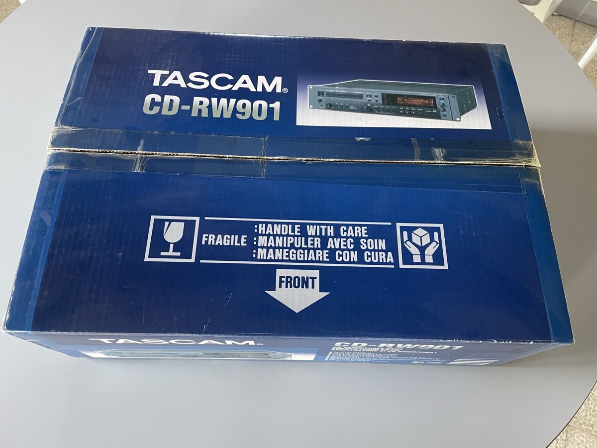 Tascam Sistemi audio & multimediali: TASCAM CD-RW901, CD-Player /-Recorder – Usato da Zürich venduto da haeschesnonid 9