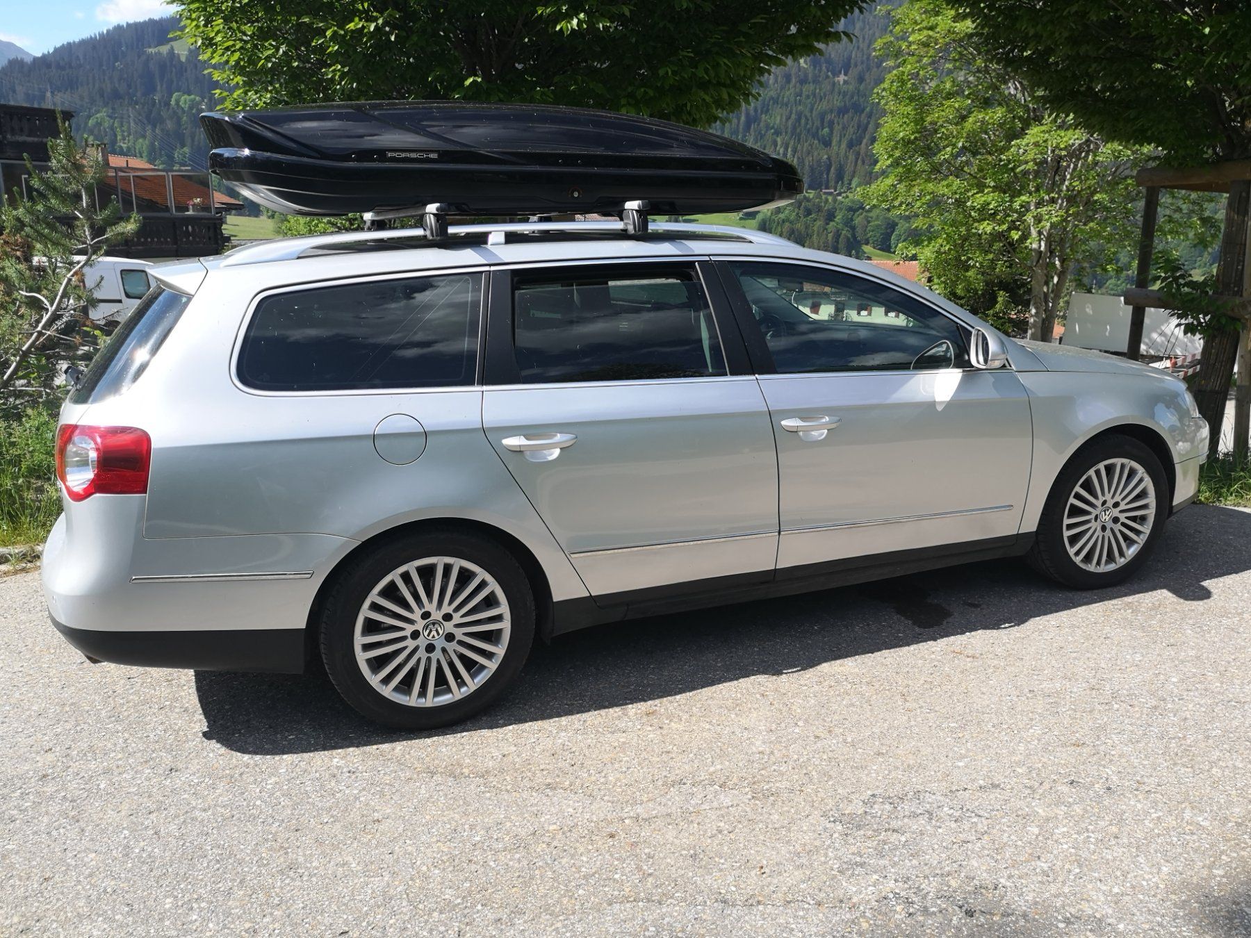 VW Automobili: VW Passat Variant 3.2 V6 FSI Highline – Usato da Klosters Dorf venduto da Baky61