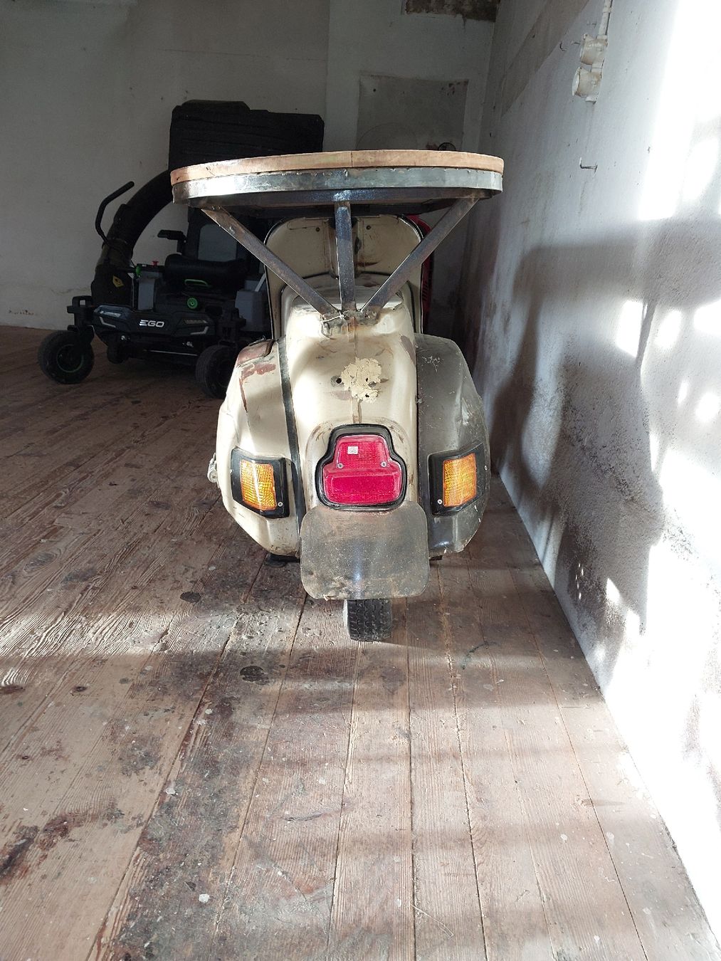 Tavoli: Tisch Vespa – Usato da Buchs ZH venduto da Fabian8107 2
