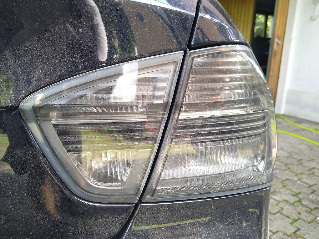 Tutti pezzi di ricambio auto: Bmw e90 heckleuchten – Usato da Nendeln venduto da Brian216 1