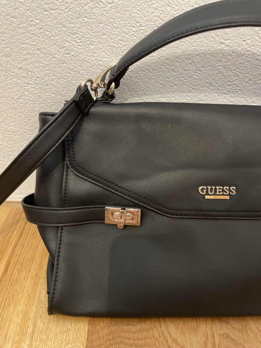 Guess Borse: Guess Handtasche, Schwarz – Usato da Basel venduto da Blumi_13 1