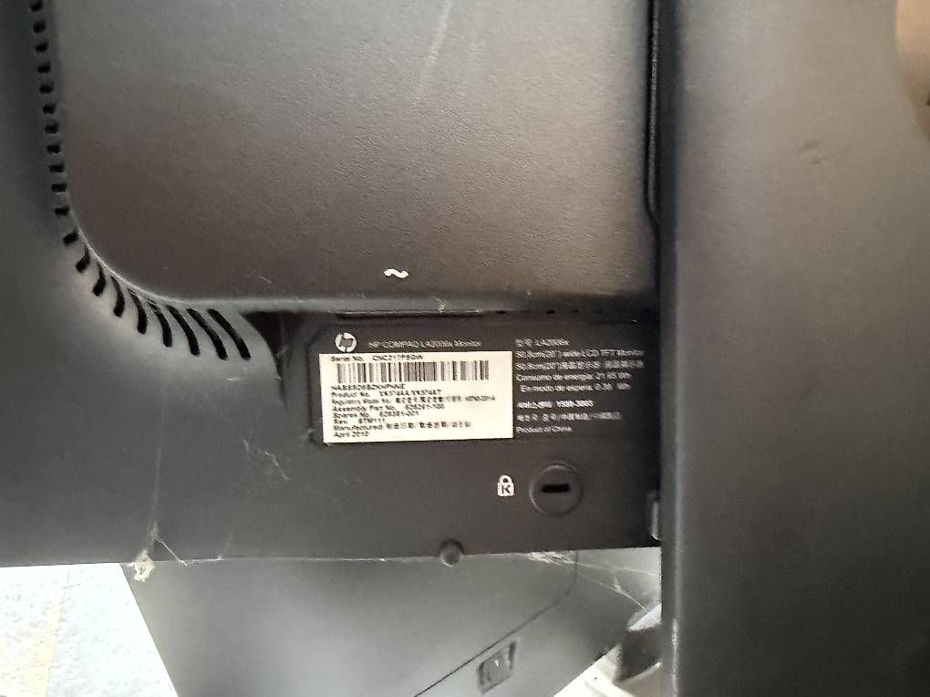 Monitore: Gebrauchter HP Monitor – Gebraucht aus Bilten von 8865_aveb 1