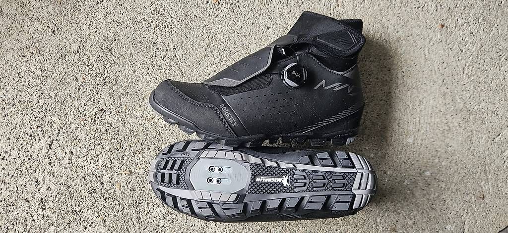 Chaussures hommes: Goretex MTB Winterschuh Gr.41 – Neuf avec emballage d'origine à Welschenrohr par smech 2