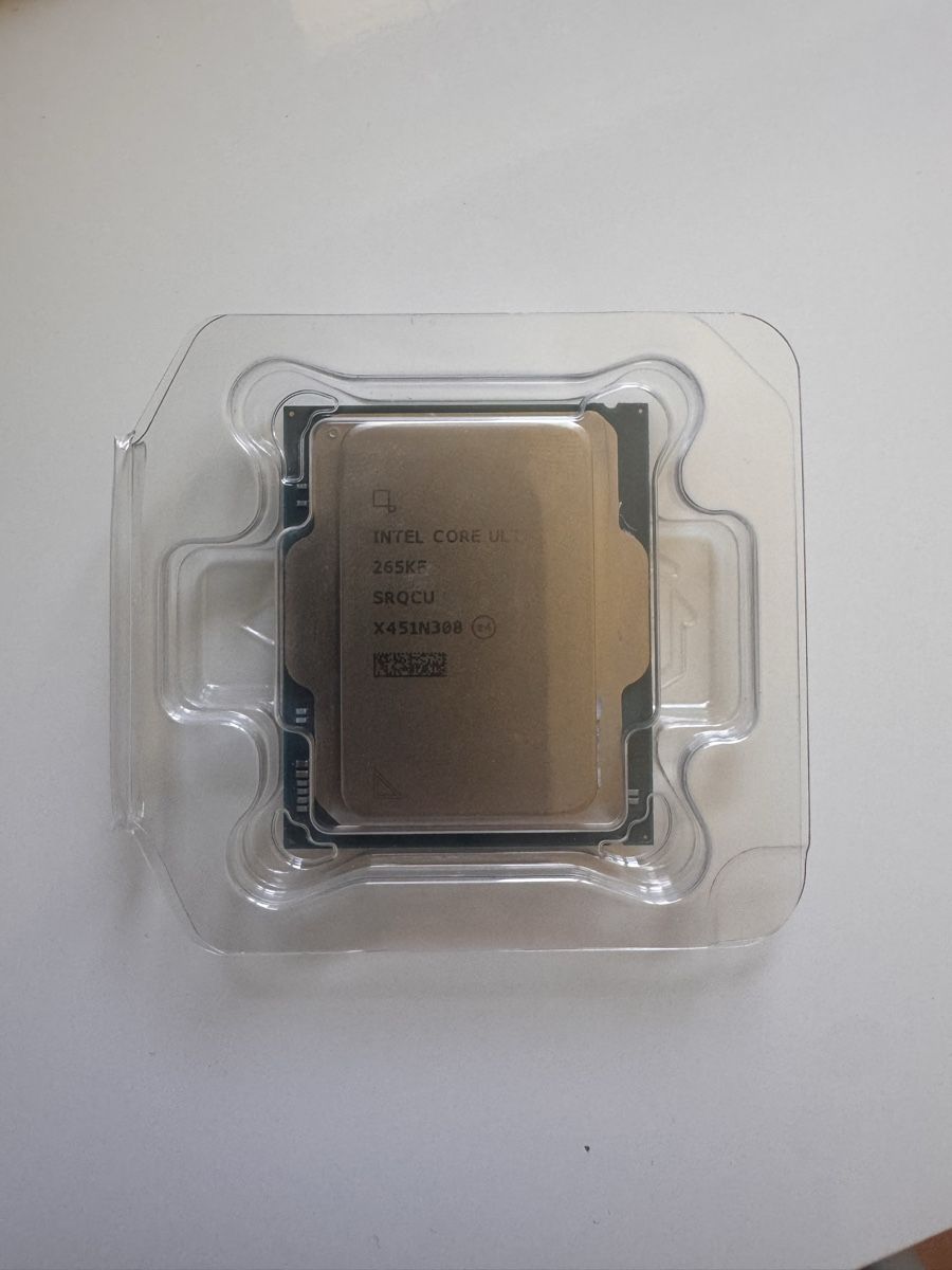 Intel Composants électroniques: Intel Core Ultra 265KF Prozessor  – D'occasion à Mellingen par Marvel69