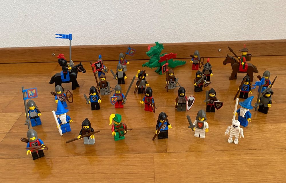 LEGO Minifiguren Castle 80er 90er Ritter Pferde Drachen u.a. (Gebraucht ...
