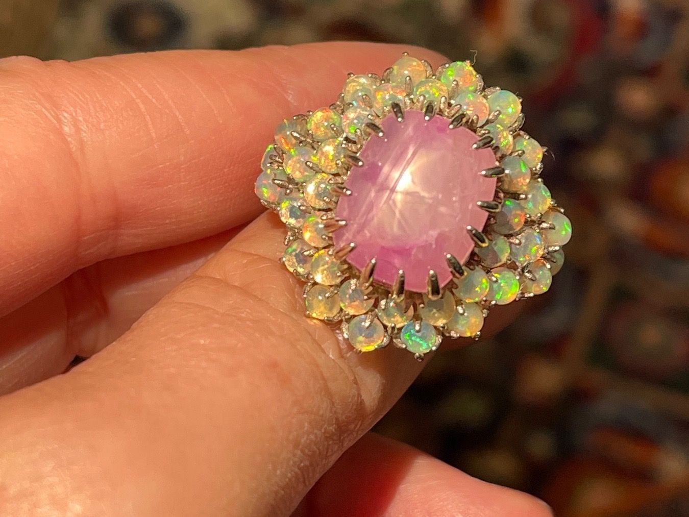 Llan Valls Joies Anelli: Star Ruby & Play of Colors Opals SS925 Ring – Nuovo (secondo la descrizione) da Birsfelden venduto da Brut-Reserve 5