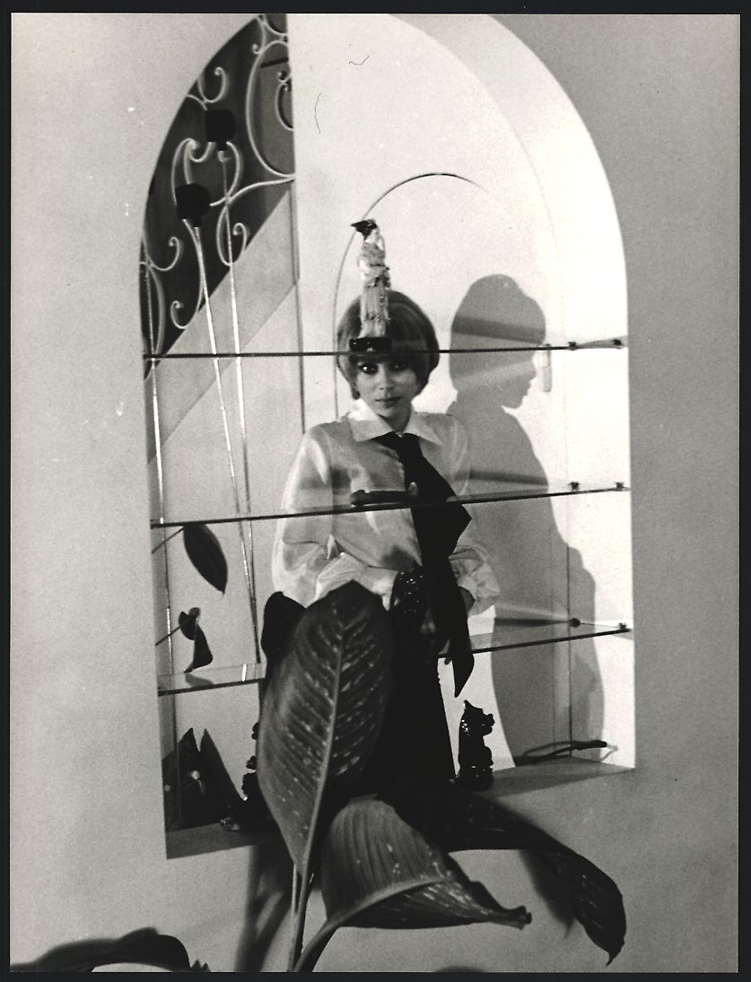 Fotografie & Manifesti: Fotografie Schauspielerin Mireille Darc  – Usato da Berlin venduto da bartko-reher