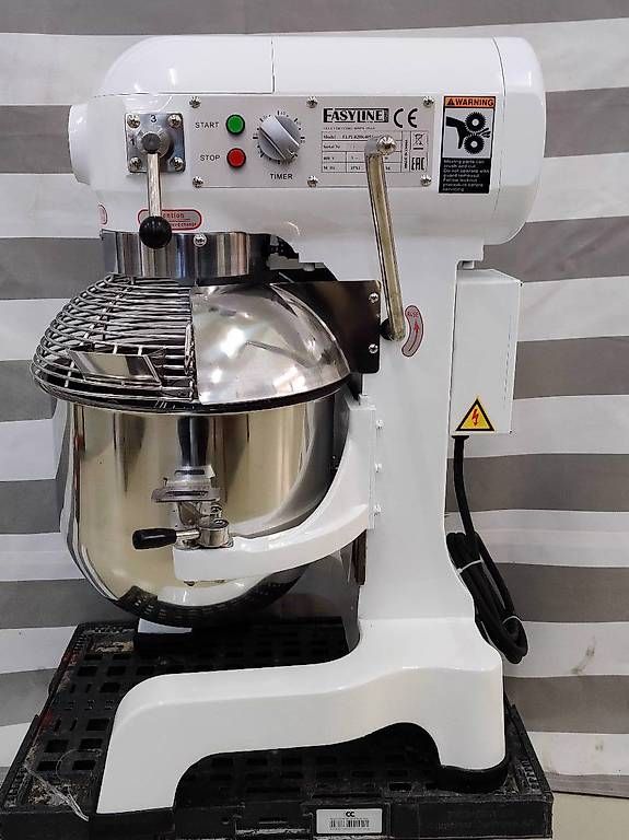 Appareils de cuisine: Batteur Planétaire 30 litres – D'occasion à Etagnières par sav_lwd5 1
