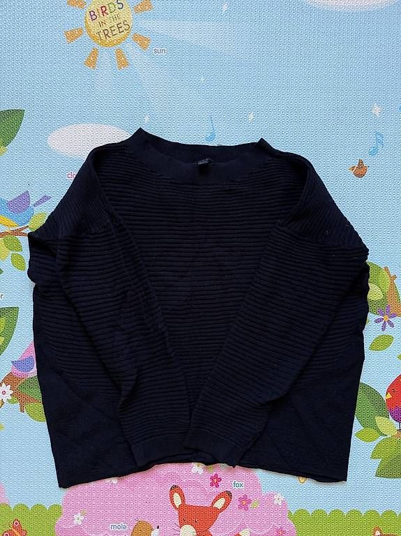 Pulls & Sweat-shirts: COS Pulli, je 20 CHF – D'occasion à Wädenswil par kar_bw9s 3