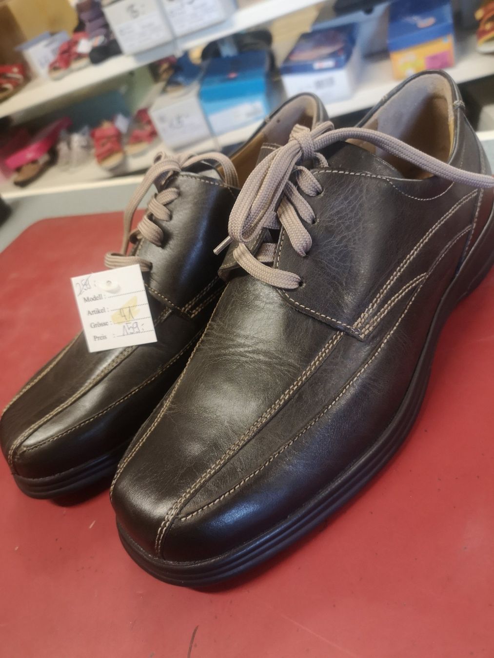 Helvesko Chaussures hommes: Helvesko – Neuf avec emballage d'origine à Möhlin par Highwaytom