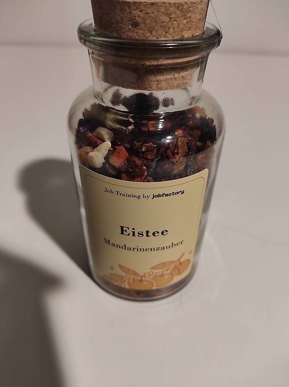 T-Shirts: Eistee Mandarinenzauber – Neu und originalverpackt aus Basel von Junior_Store 1