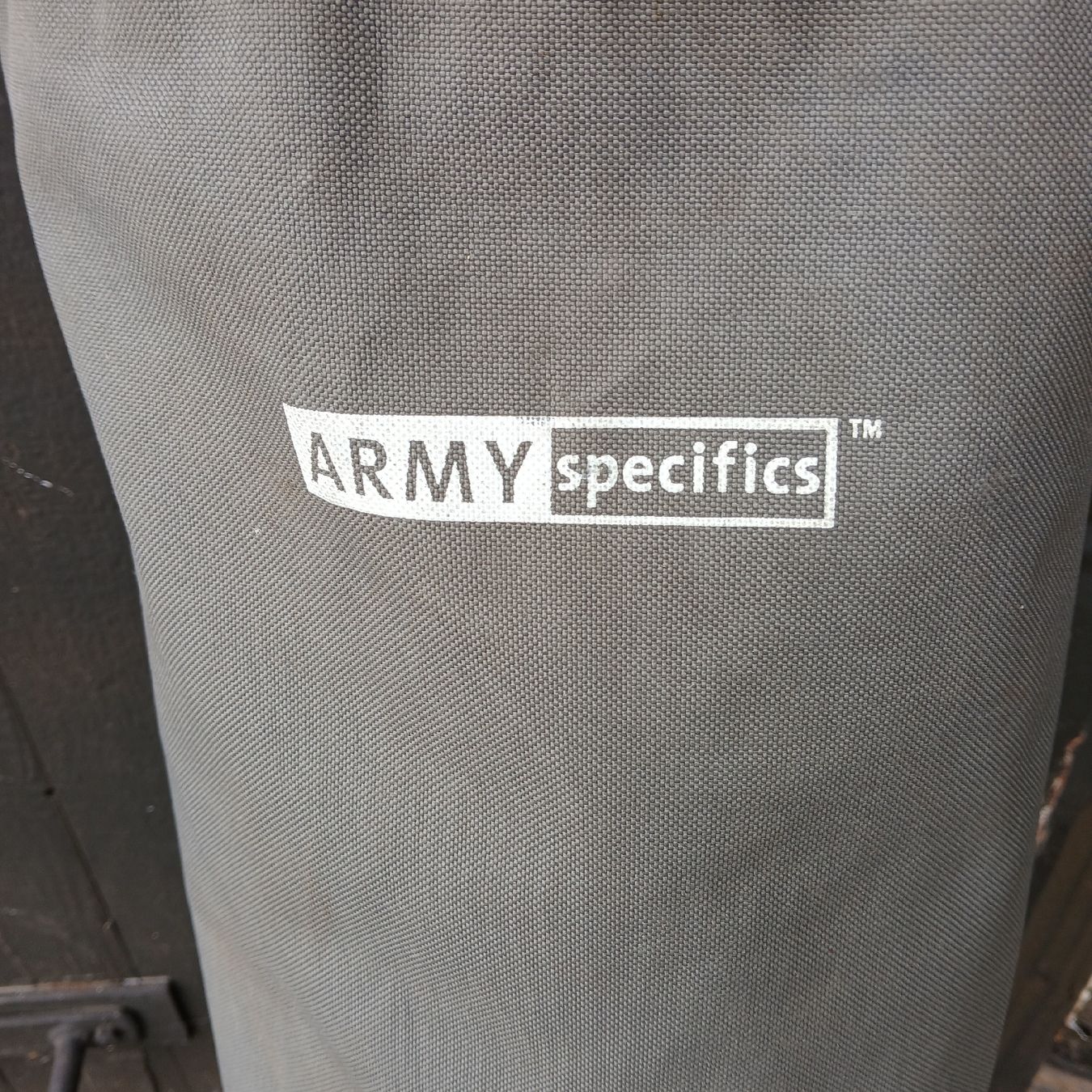 Chaises: Army Specifics Faltstuhl – Neuf (Voir description) à Herzogenbuchsee par bfa_mrd5