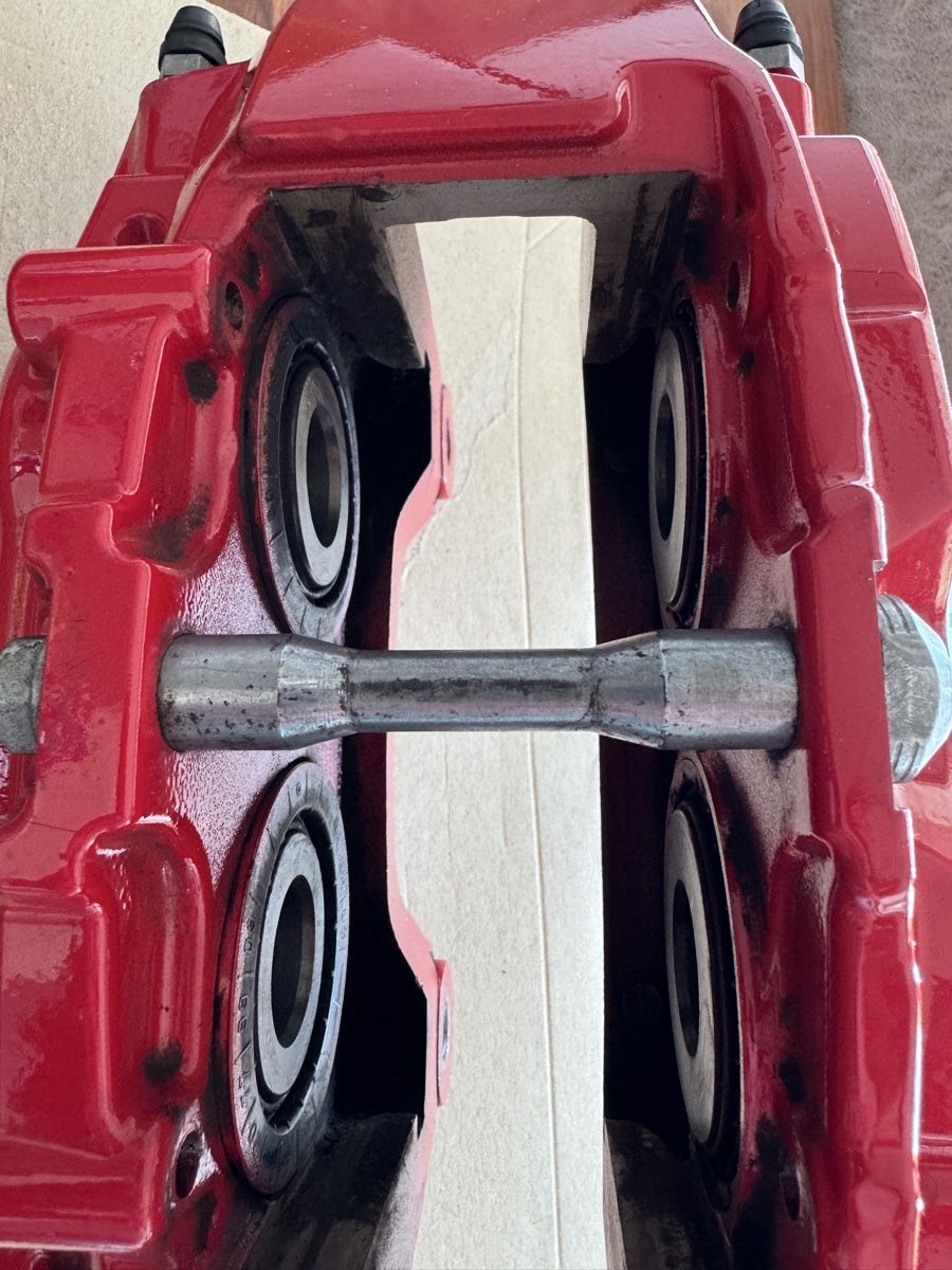 Brembo Tutti pezzi di ricambio auto: Brembo Bremszange vo. li. Ford Focus ST 2.3 Track Pack – Nuovo (secondo la descrizione) da Oberengstringen venduto da P._S._Meier 7
