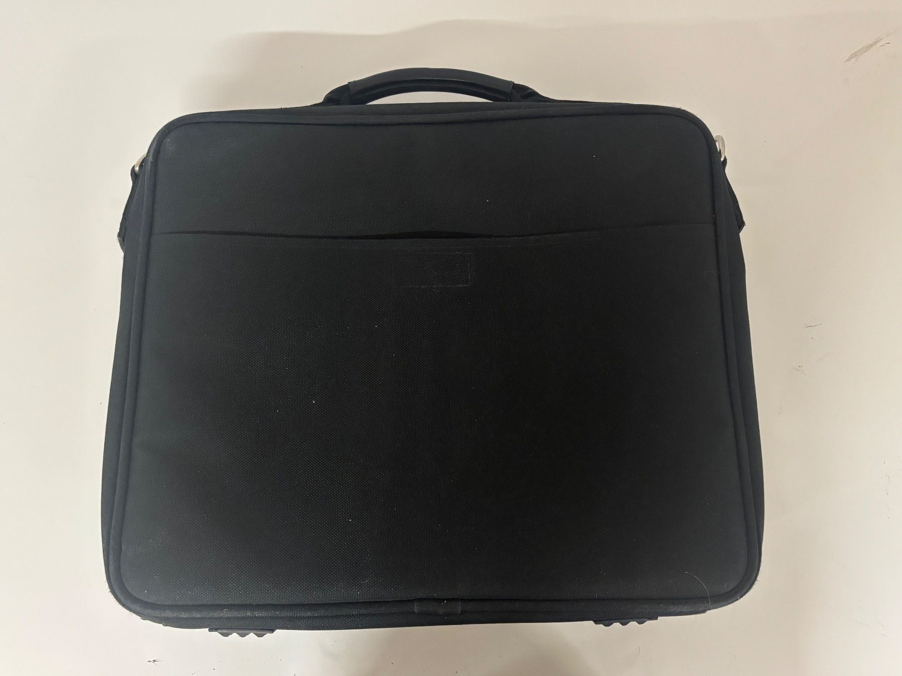 Borse: Laptoptasche Schwarz – Usato da Wettingen venduto da Wendemarket 1
