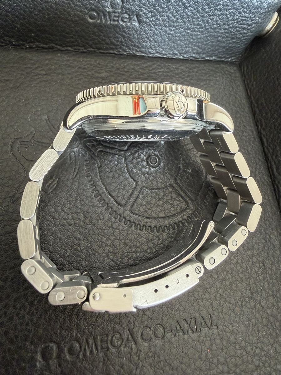 Breitling Uhren: Breitling Superocean 44  – Gebraucht aus Unterseen von boredinmyroom 2