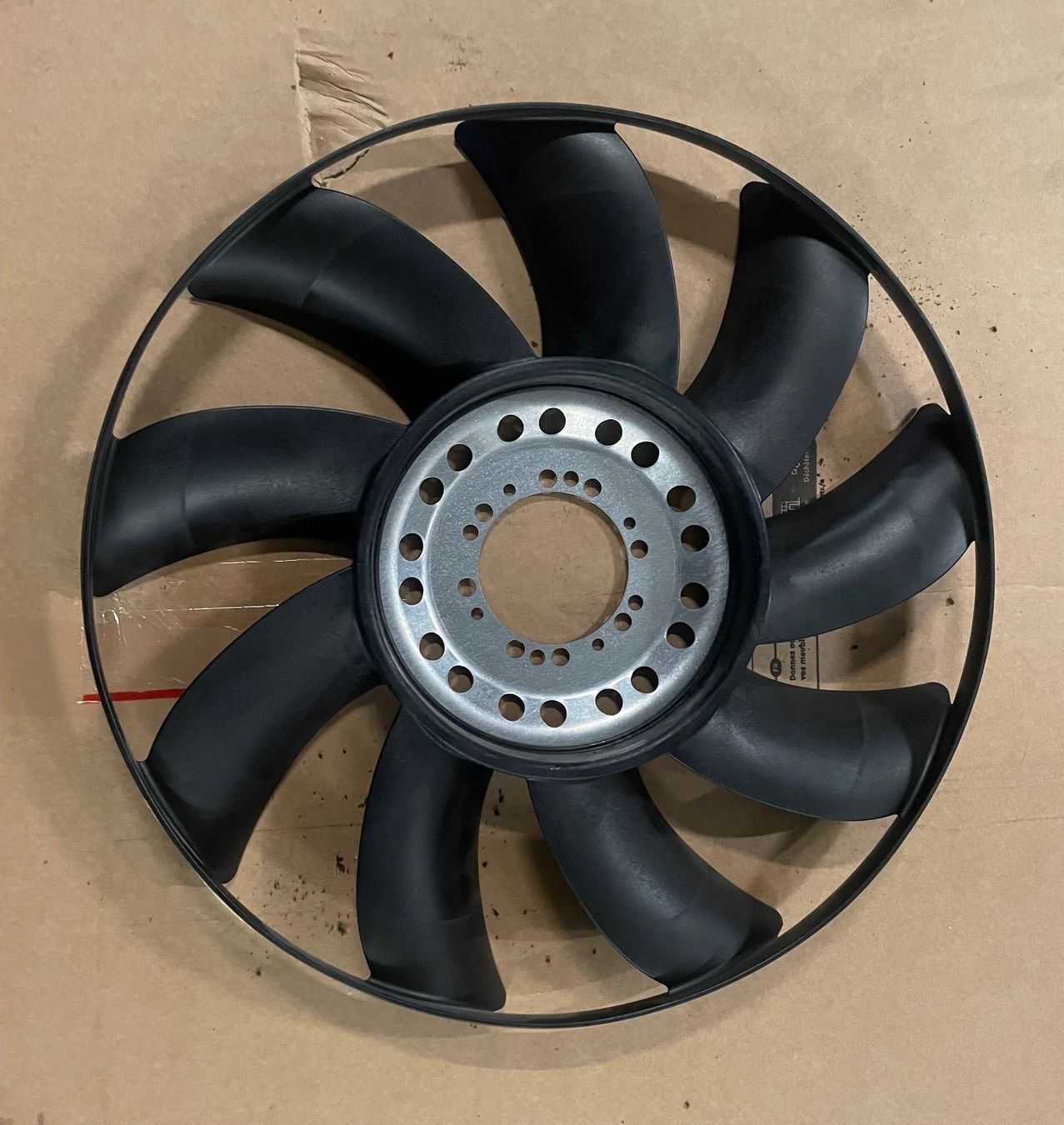 BMW Tutti pezzi di ricambio auto: BMW X5 et série 7 Ventilateur – Nuovo (secondo la descrizione) da Satigny venduto da rfo59