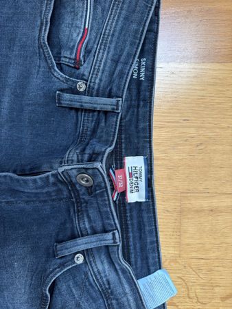 Tommy Hilfiger SKINNY SIMON 31/32