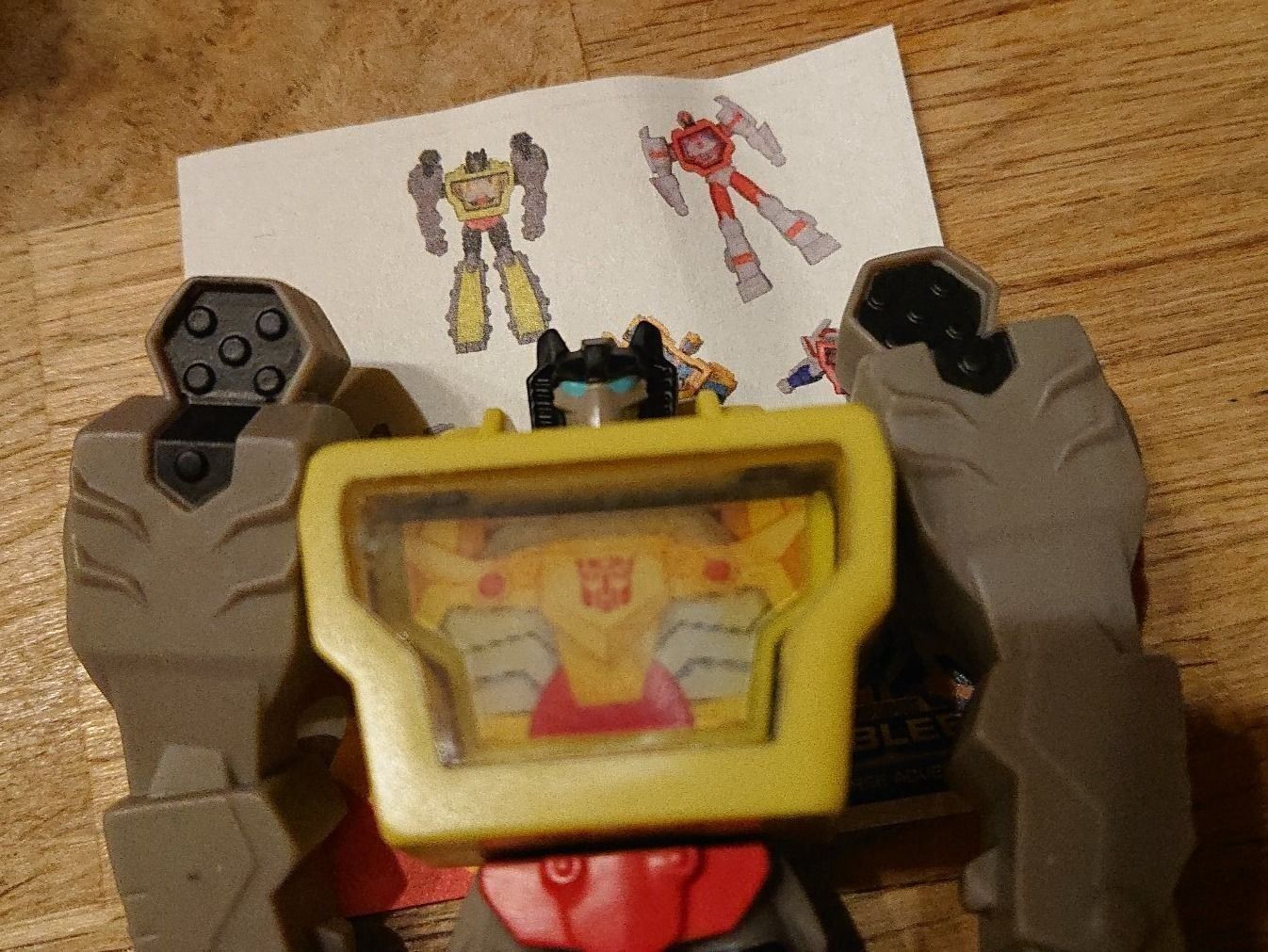Giocattoli: Happy Meal Bumblebee Spielzeug – Nuovo (secondo la descrizione) da Grenchen venduto da Zombiepolizist 1