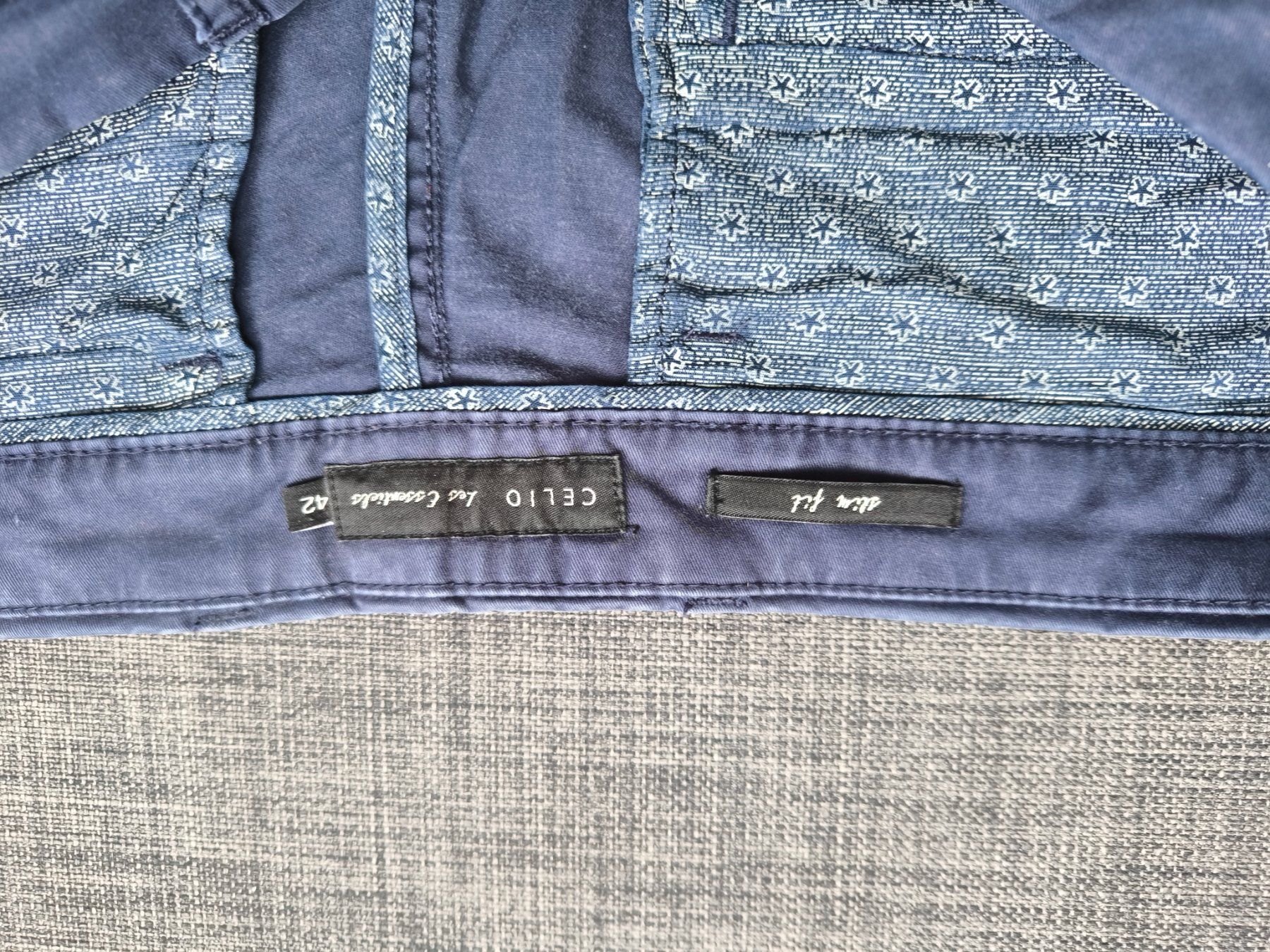 Pantaloni: Chino bleu Celio – Usato da Prilly venduto da lec_bb8t 2