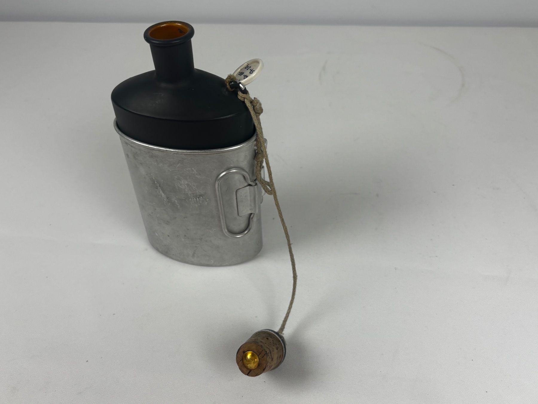 Sigg Attrezzatura & Pezzi di ricambio: Feldflasche der Schweizer Armee – Usato da Wettingen venduto da Wendemarket 2