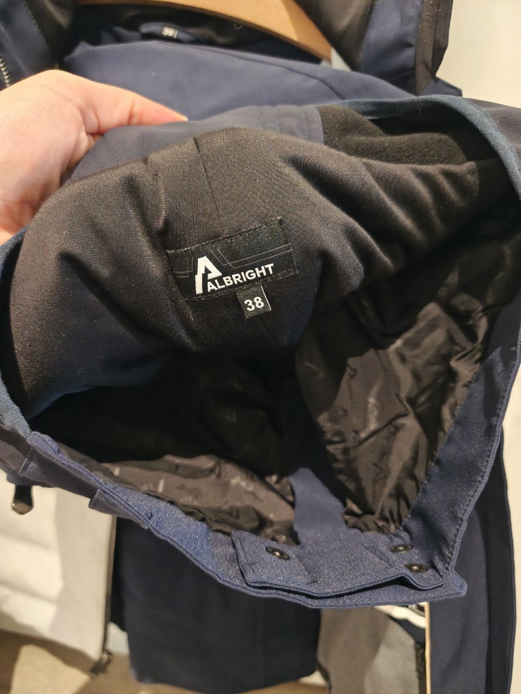 Albright Giacche: Albright - Damen Ski Jacke & Hose – Nuovo (secondo la descrizione) da Hirschthal venduto da tim_xtn8 5