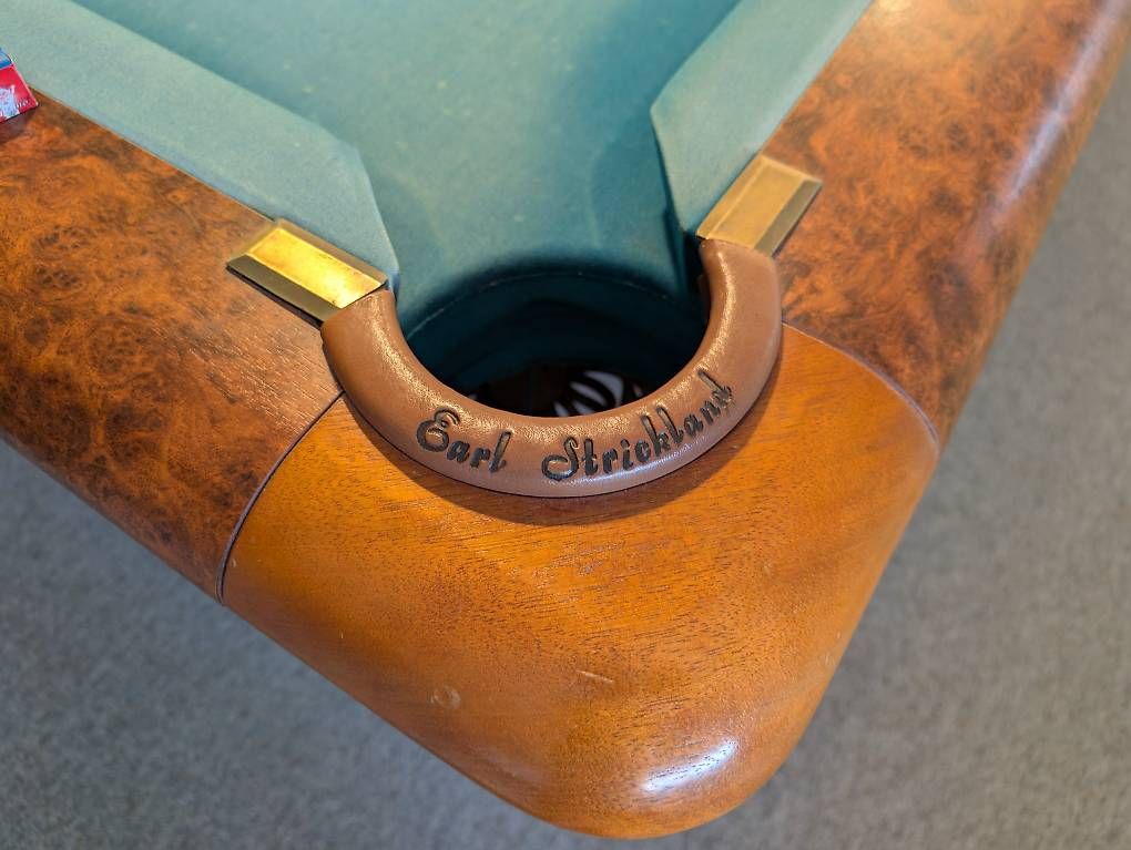 Billiardtische: Billiardtisch Marke Gabriels – Gebraucht aus Rossrüti von Alekionos 4