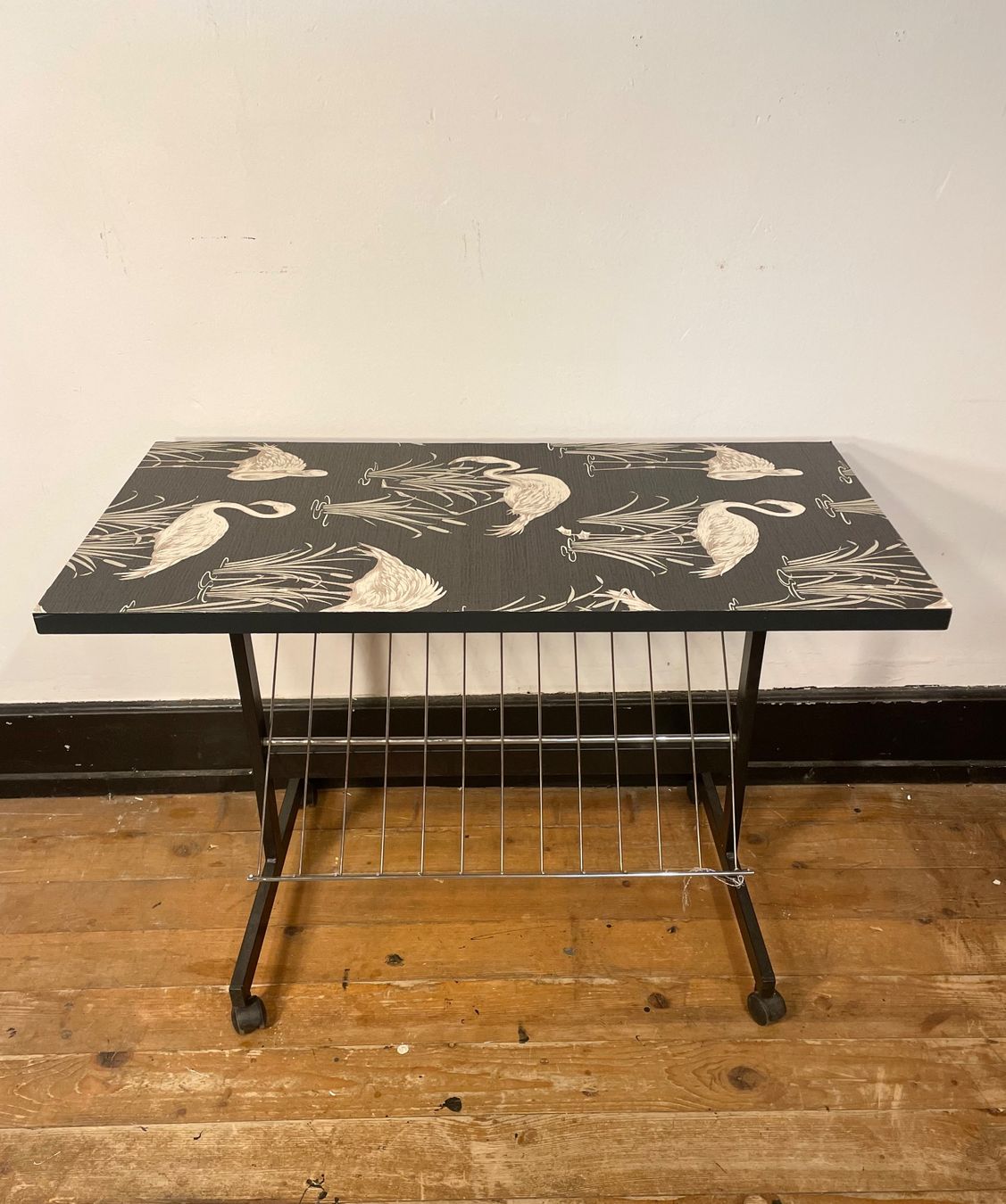 Tavoli: Table basse porte revue vintage – Usato da Neuchatel venduto da melagian 1