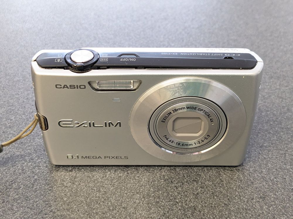 Casio Exilim EXZ150 mit Akku und Ladegerät Kaufen auf Ricardo