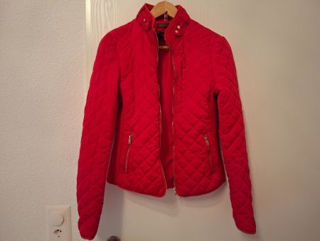 Steppjacke Zara Woman rot Grösse S guter Zustand