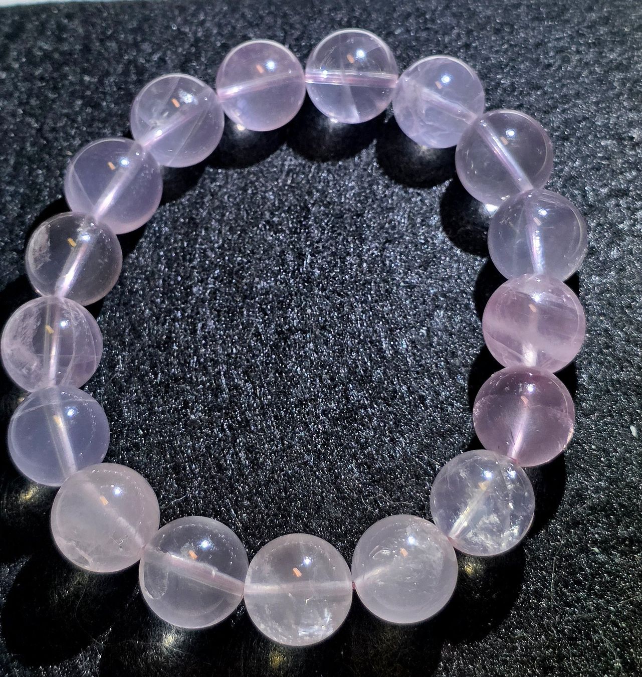 Minerali & Pietre curative: Starlight Rosenquarz Armband E 11.1mm – Nuovo e nell'imballaggio originale da Matzingen venduto da Shay_Crystalz