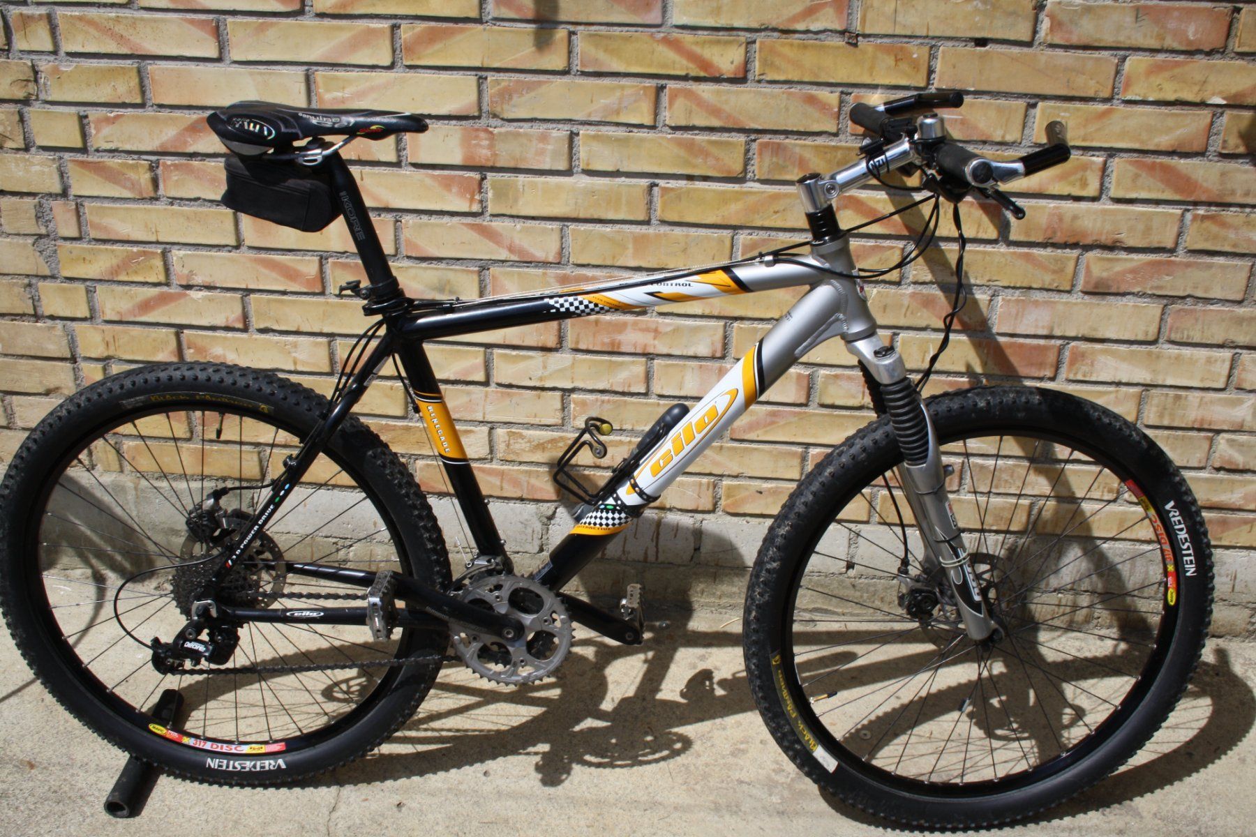 Cilo Biciclette: CILO  MOUNTAINBIKE VELO – Usato da Wauwil venduto da Pneuedy 1