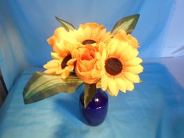 Blumenstrauss, 3 gelbe Sonnenblumen u. 3 gelbe Rosen, 3Deko