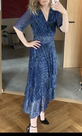 Kleid Maje blau metallic Grösse 36 guter Zustand
