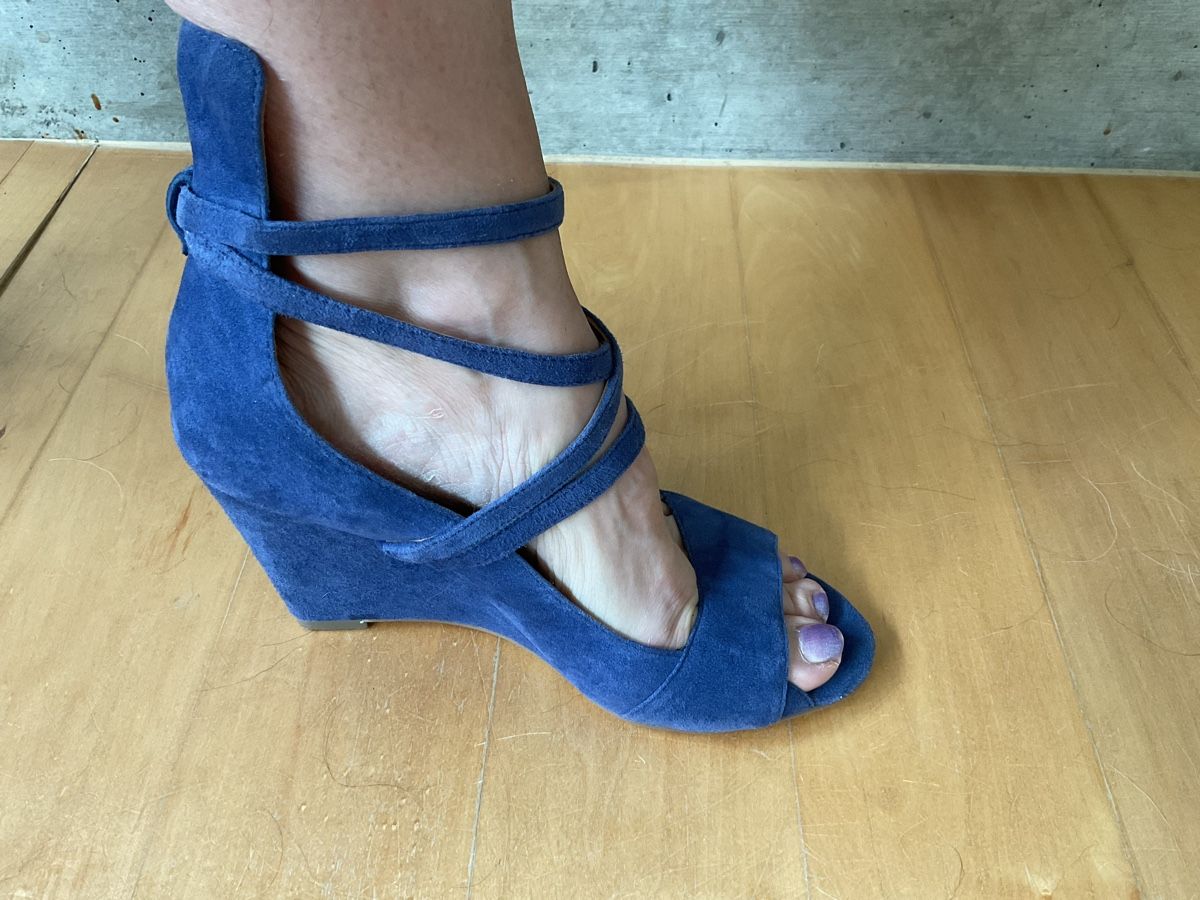 Clarks Damenschuhe: Sandales compensées Clarks bleues en daim, taille 38 – Neu (gemäss Beschreibung) aus Villarepos von Sglobule