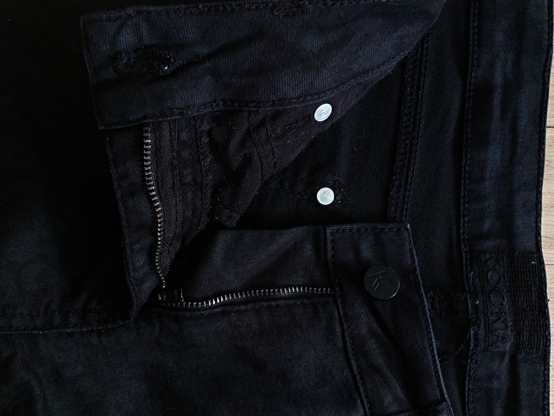 Kookai Jeans: KOOKAI Jean slim noir léopard t.40 – Nuovo (secondo la descrizione) da Genève venduto da kik_8jd6 3