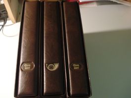 3 Leere Alben in Schuber für FDC, mit 90 Einlageblättern