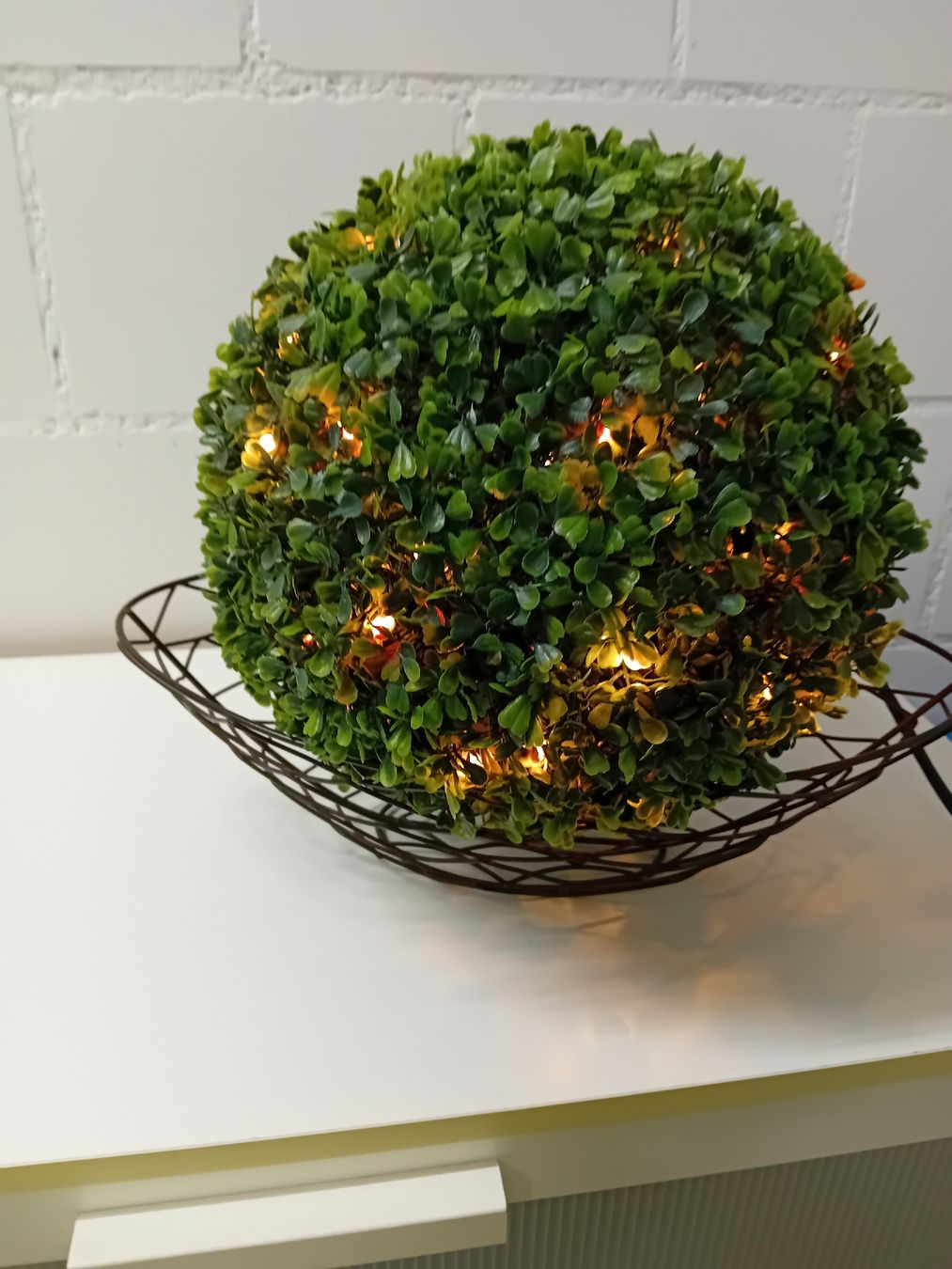 Pfister Tutte le decorazioni: Garten Kugel Buchsbaum mit Beleuchtungoder ohne., neuwertig! – Nuovo (secondo la descrizione) da Villmergen venduto da elk_h6yr 3