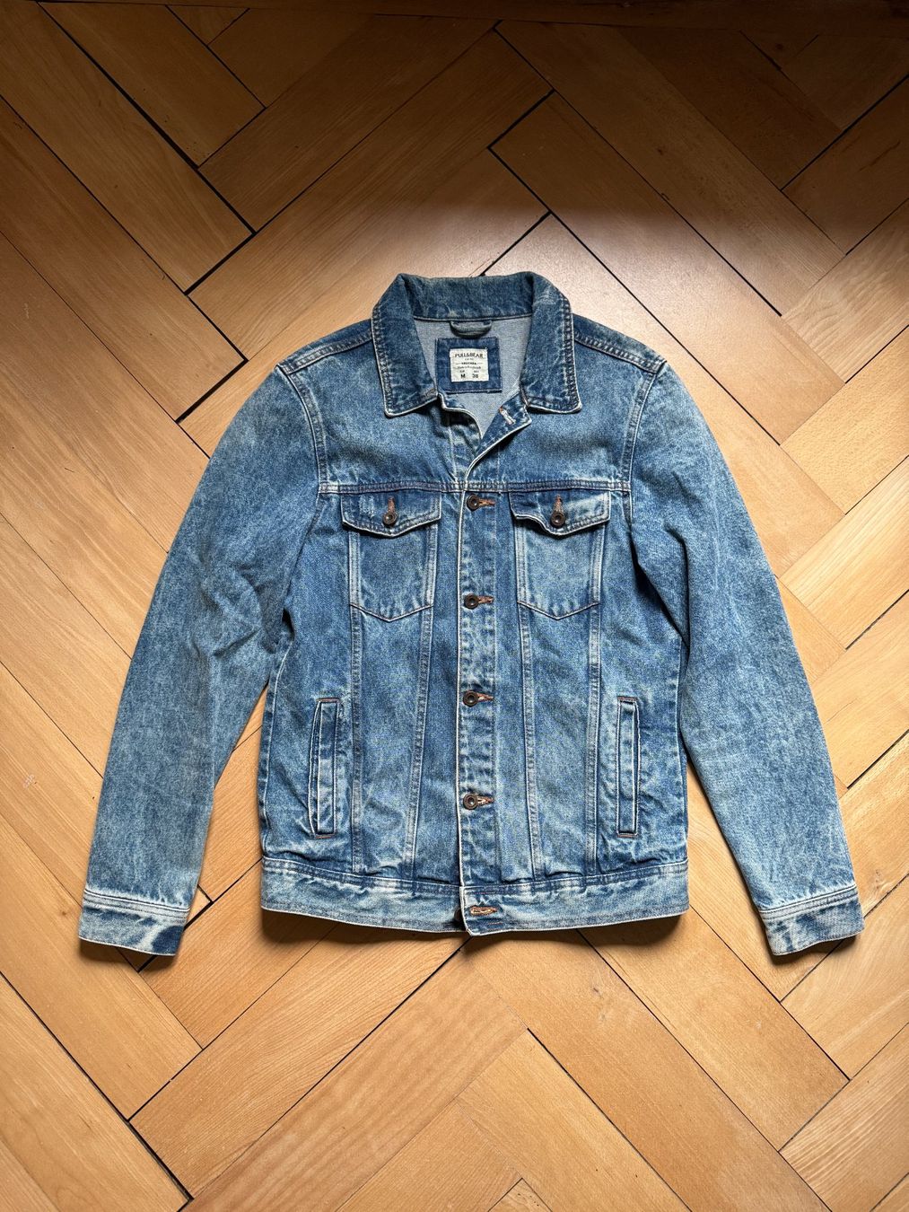 Pull&Bear Giacche: PULL & BEAR - Jeansjacke blau M – Usato da Zürich venduto da Diazaio