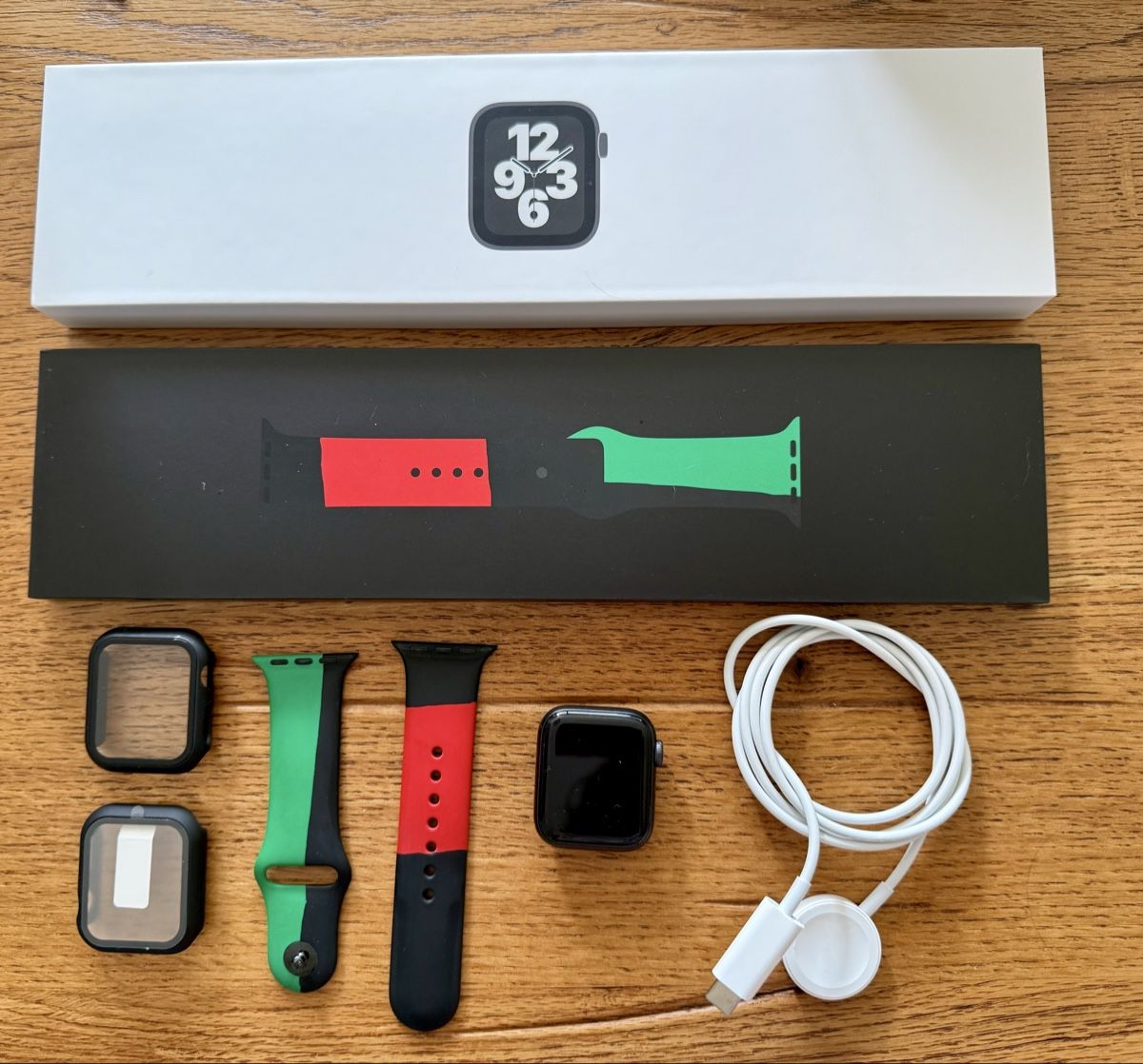 Apple Smartwatch: Apple Watch SE Space Gray 40mm CEL LTE – Usato da Allschwil venduto da Artur15