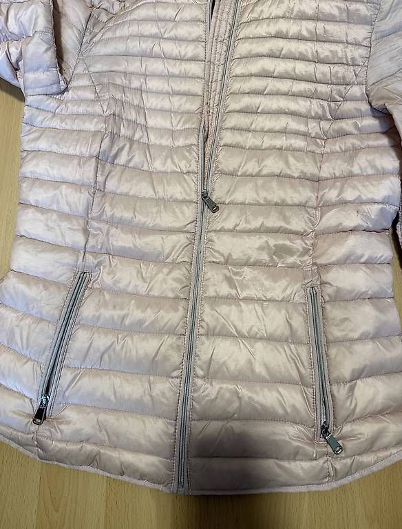 Giacche: Steppjacke mit Kapuze – Usato da Alchenflüh venduto da selina077 2