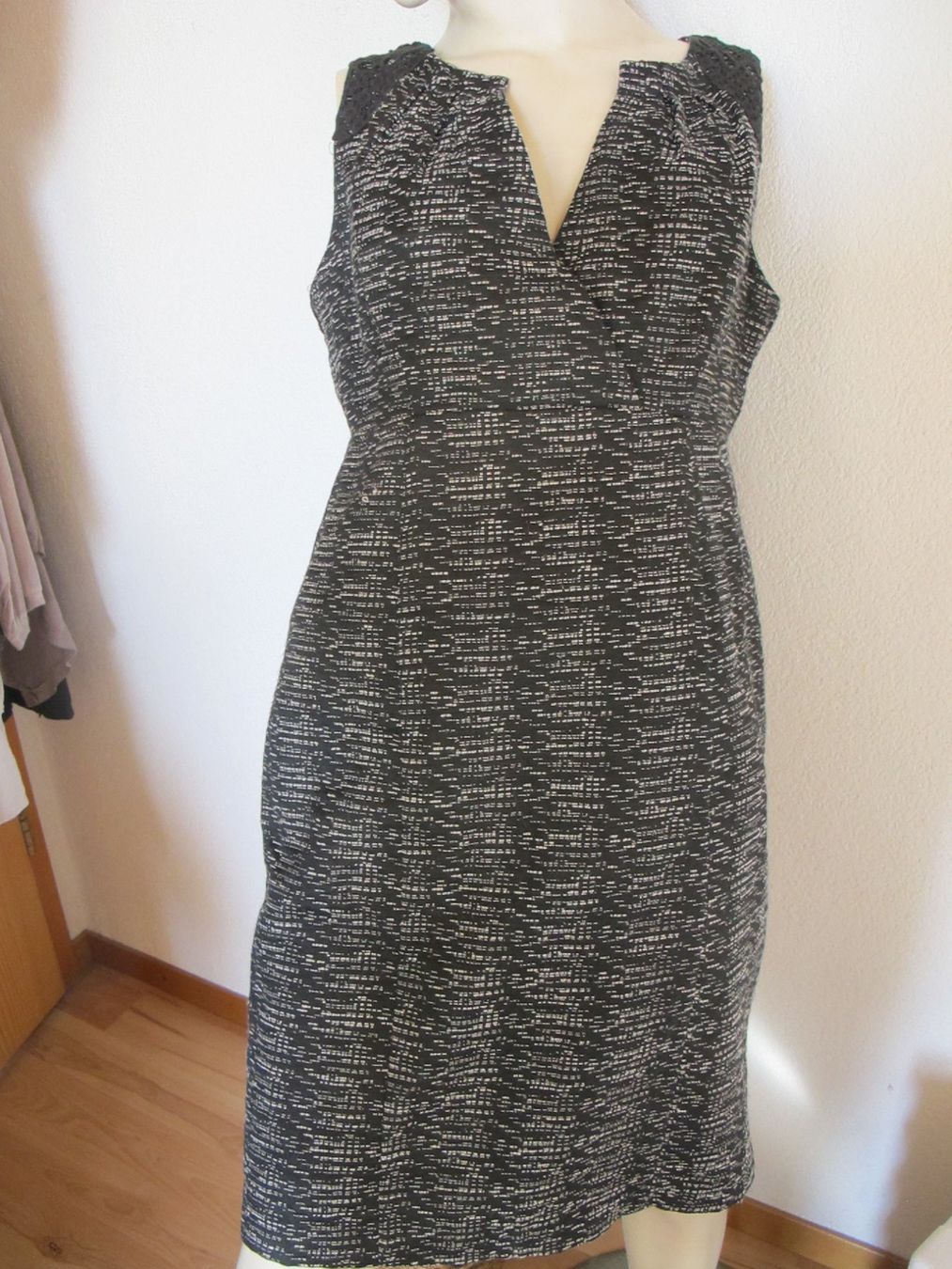 Kleider: Schönes Kleid von Noa Noa Gr.L – Neu (gemäss Beschreibung) aus Löhningen von Chimae67