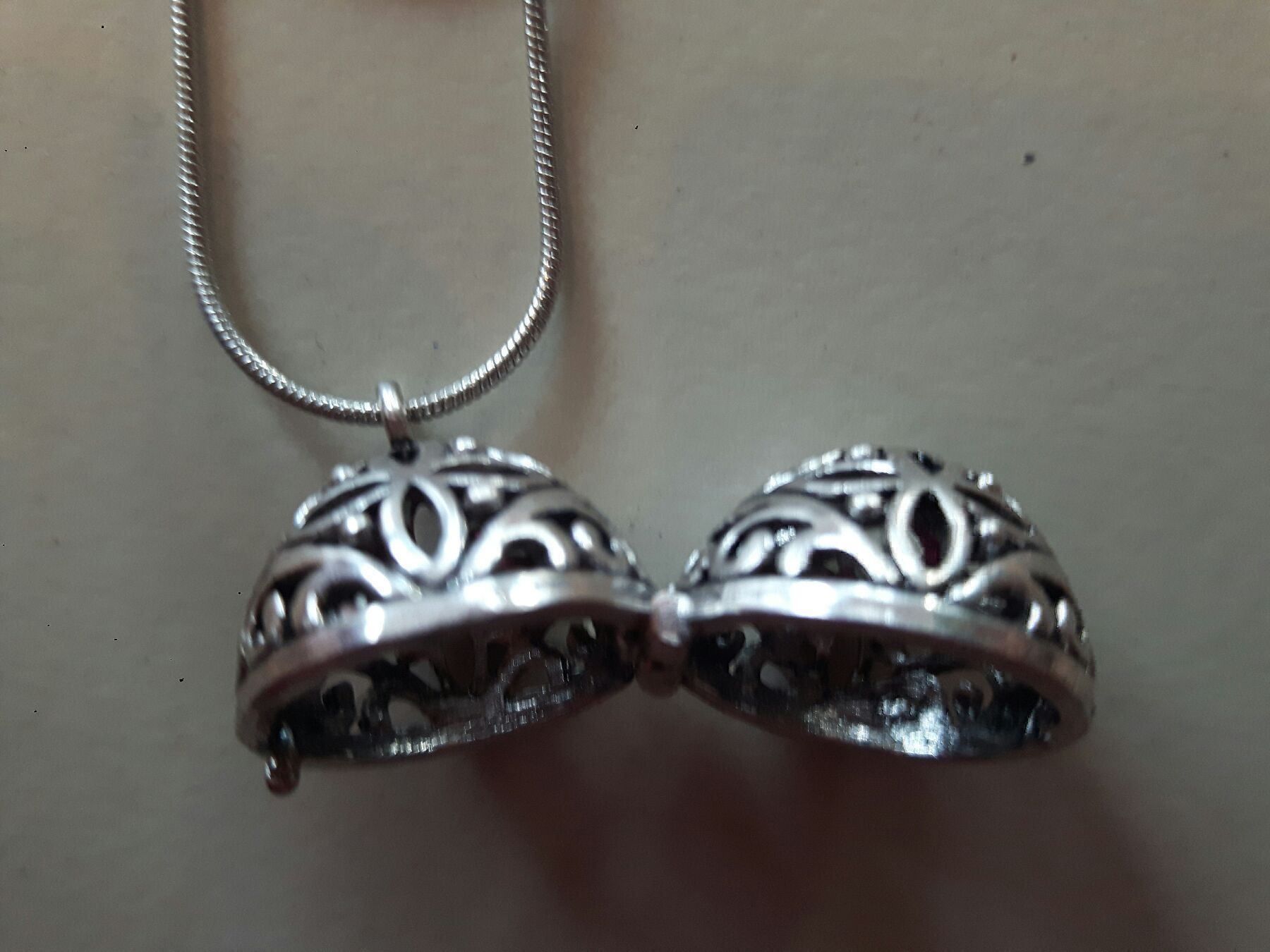 Catenine: Kette mit Eier Medaillon – Nuovo e nell'imballaggio originale da Ibach venduto da chaemilochhobbygarte 3